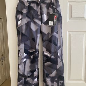 Women’s Head brand Sierra ski Pant. Originally over $300! Super cute!Runs small